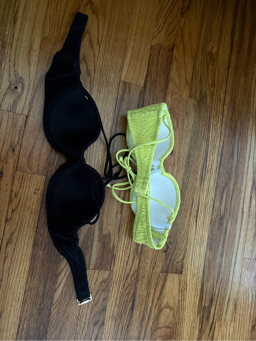 Victoria's Secret Black and Neon Yellow Bandeau Bikini Tops - Picture 3 of 3